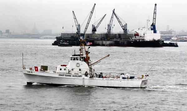 lady B underway New York Harbor